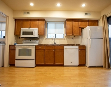 112 Bluebird Dr - Photo Thumbnail 3