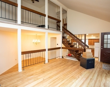 112 Bluebird Dr - Photo Thumbnail 10