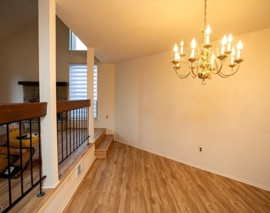 112 Bluebird Dr - Photo Thumbnail 16