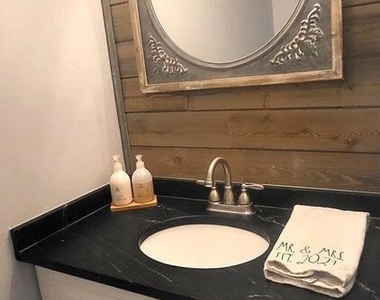 32 Redwood Drive - Photo Thumbnail 9