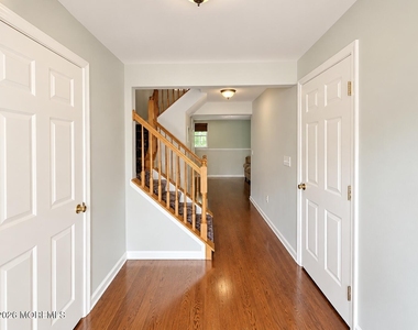 61 Saxton Road - Photo Thumbnail 2