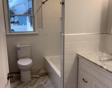 274 Spring Street - Photo Thumbnail 12