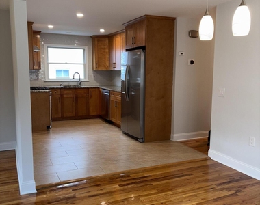 274 Spring Street - Photo Thumbnail 5