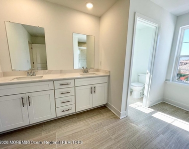 113 Woolley Court - Photo Thumbnail 7