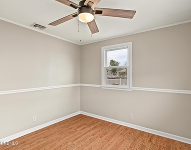 137 E Susquehanna Drive - Photo Thumbnail 29