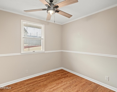 137 E Susquehanna Drive - Photo Thumbnail 26