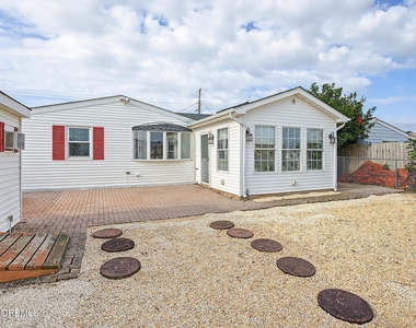 137 E Susquehanna Drive - Photo Thumbnail 38