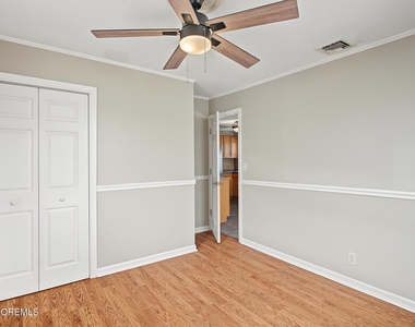 137 E Susquehanna Drive - Photo Thumbnail 30