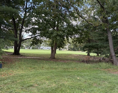215 Shinnecock Drive - Photo Thumbnail 28