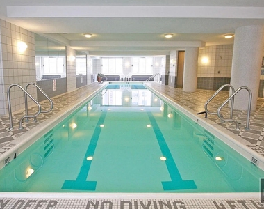 East 79th Street - Photo Thumbnail 10