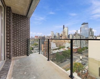 St Marks Place - Photo Thumbnail 6