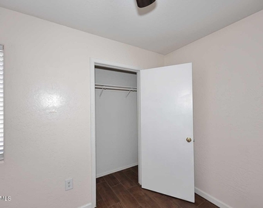 532 W 9th Street - Photo Thumbnail 20
