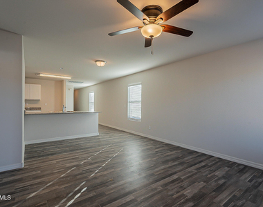914 W Palo Verde Avenue - Photo Thumbnail 15
