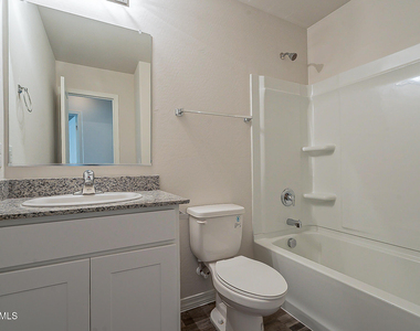 914 W Palo Verde Avenue - Photo Thumbnail 28