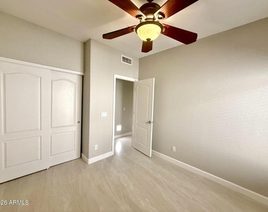 11815 E Clinton Street - Photo Thumbnail 15