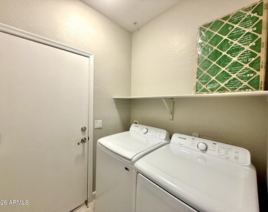 11815 E Clinton Street - Photo Thumbnail 11