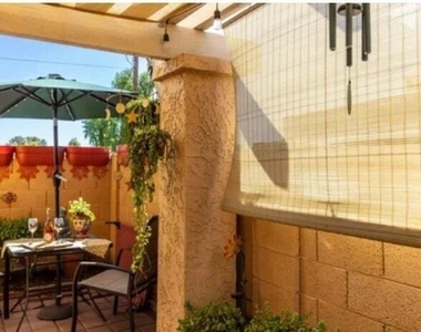 10402 N 10th Street - Photo Thumbnail 16