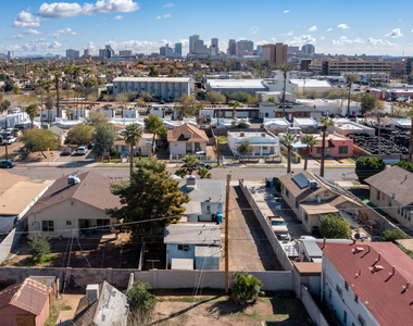 320 N 20th Avenue - Photo Thumbnail 22