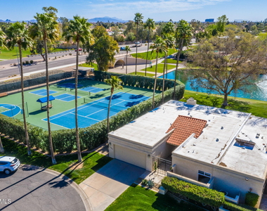 8183 E Del Cuarzo Drive - Photo Thumbnail 3