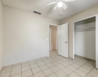 8507 W College Drive - Photo Thumbnail 24
