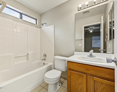 8507 W College Drive - Photo Thumbnail 20