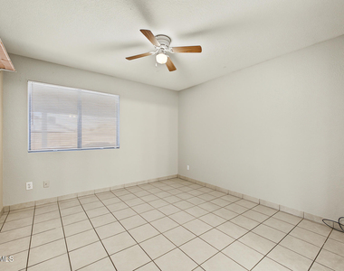 8507 W College Drive - Photo Thumbnail 17