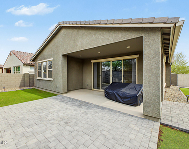 20398 W Elm Drive - Photo Thumbnail 27