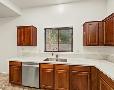 15523 W Central Street - Photo Thumbnail 16