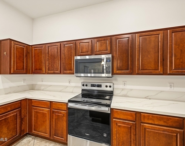 15523 W Central Street - Photo Thumbnail 17