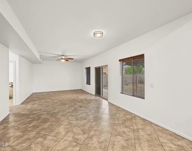 15523 W Central Street - Photo Thumbnail 11