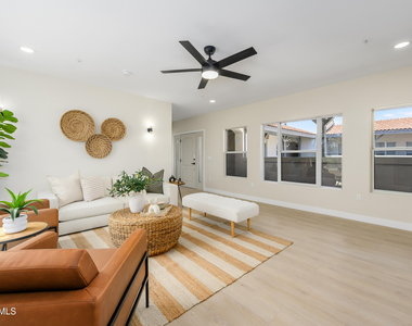 1081 W 1st Street - Photo Thumbnail 12