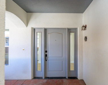 1081 W 1st Street - Photo Thumbnail 20