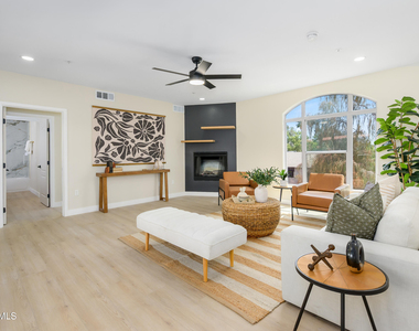 1081 W 1st Street - Photo Thumbnail 11