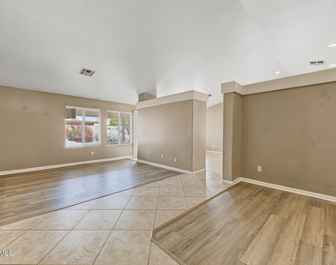 4008 W Bloomfield Road - Photo Thumbnail 4