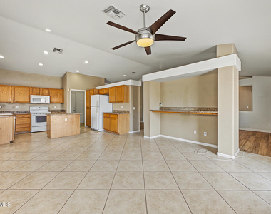 4008 W Bloomfield Road - Photo Thumbnail 8