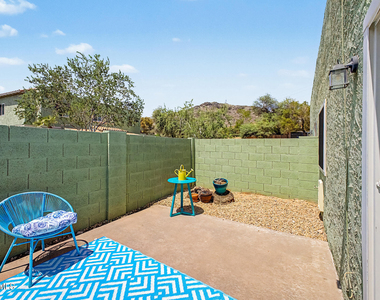 803 E Cochise Drive - Photo Thumbnail 24