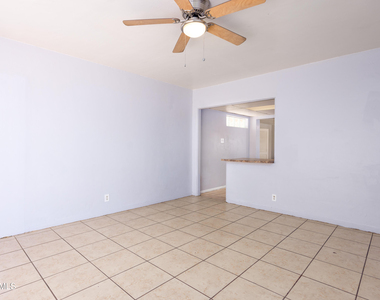 5102 N 20th Avenue - Photo Thumbnail 9