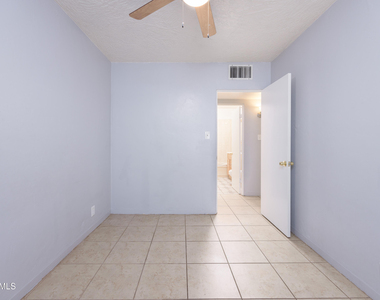 5102 N 20th Avenue - Photo Thumbnail 18