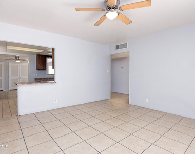 5102 N 20th Avenue - Photo Thumbnail 10
