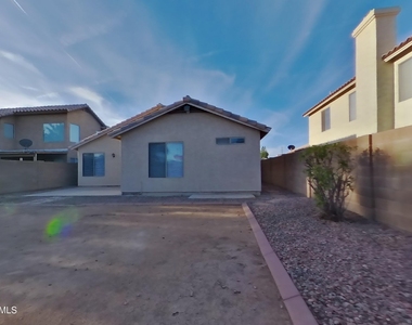 1612 E Barbarita Avenue - Photo Thumbnail 14