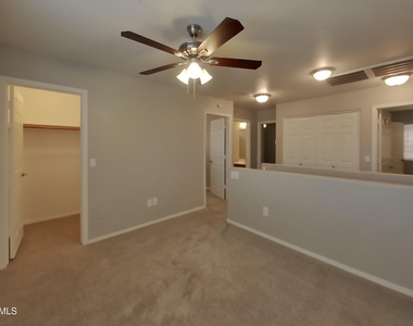 999 E Stardust Way - Photo Thumbnail 14