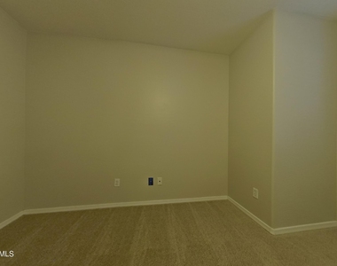 5206 W Pecan Road - Photo Thumbnail 14