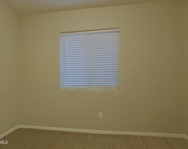 5206 W Pecan Road - Photo Thumbnail 10