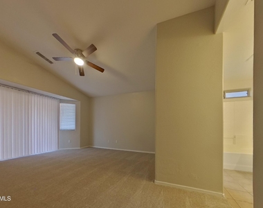 5206 W Pecan Road - Photo Thumbnail 7