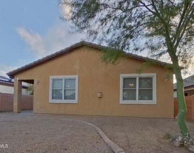 3210 N 302nd Court - Photo Thumbnail 11
