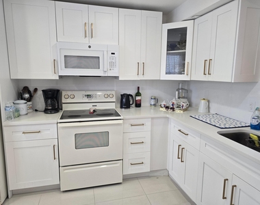 2901 Victoria Circle - Photo Thumbnail 29
