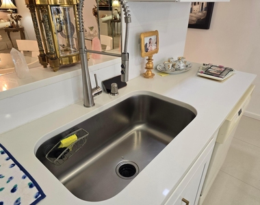 2901 Victoria Circle - Photo Thumbnail 28