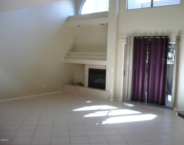 6510 S Hazelton Lane - Photo Thumbnail 3