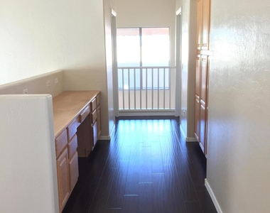 6510 S Hazelton Lane - Photo Thumbnail 14
