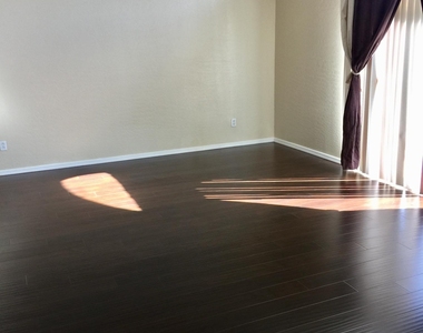 6510 S Hazelton Lane - Photo Thumbnail 11